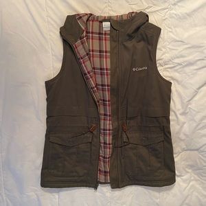Hunter Green Columbia Flannel Lined Vest